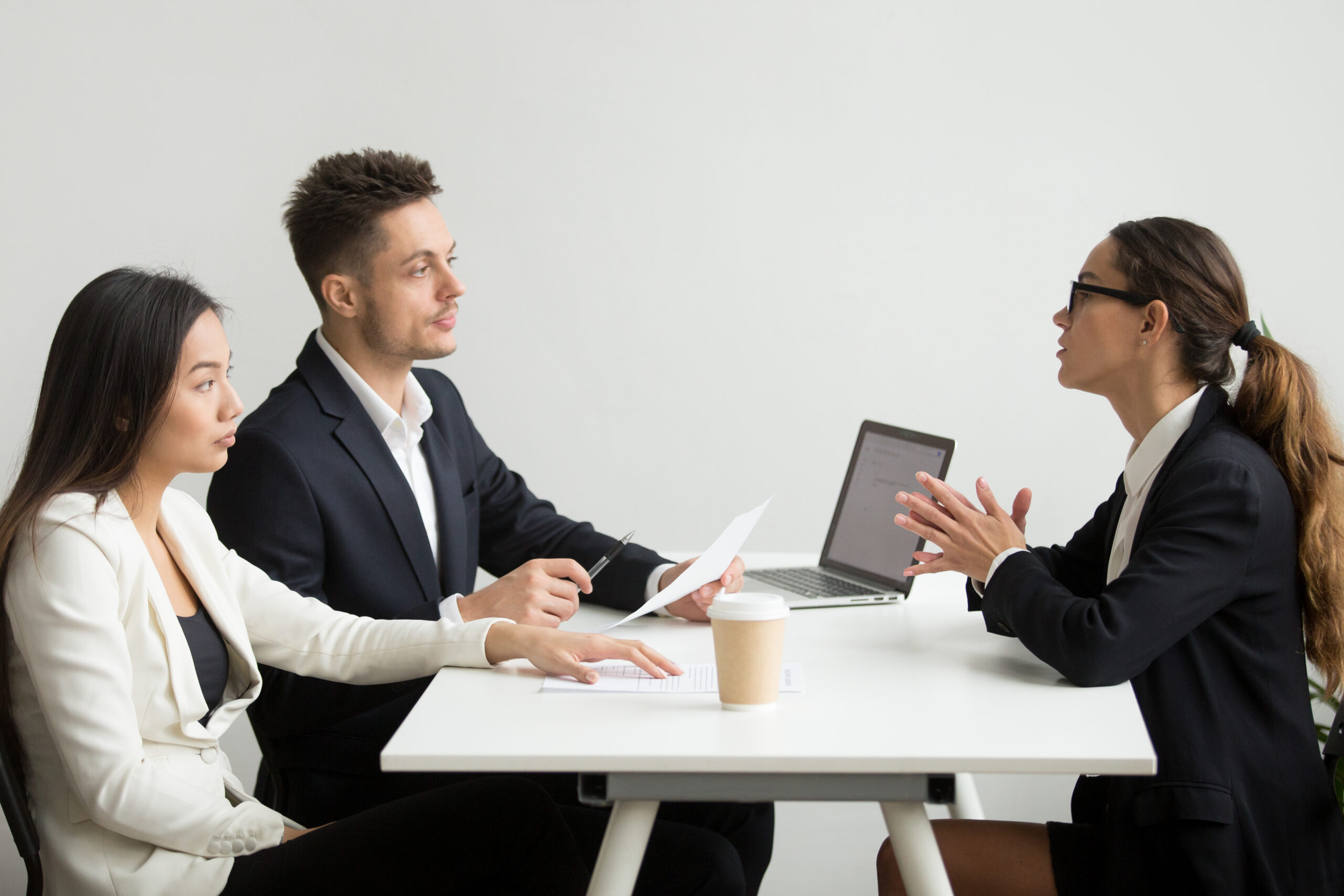 Read more about the article How Long Does It Take For A Divorce Case To Get Solved?